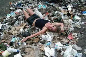 20 Foto profil gokil orang Rusia di situs kencan online, berani tiru?