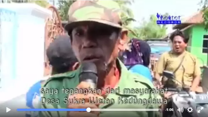 Lagi, hansip senior Indramayu kasih sambutan di konser dangdut, lucu!