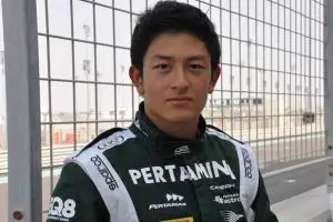 Rio Haryanto ternyata memiliki pondok pesantren, salut!