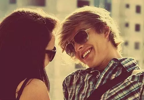 Tanpa kamu sadari, 13 momen ini membuatmu tahu karakter asli pasangan