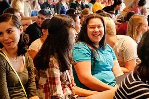 10 Hal ini pasti kamu rindukan dari kampus setelah lulus kuliah