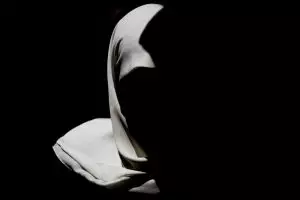 Kapok dibujuk berhubungan seks oleh pacar, kini Sally pilih berhijab