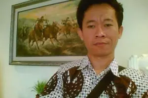 Kisah lucu Narko, pergoki gadis cantik kupas manggis pakai silet