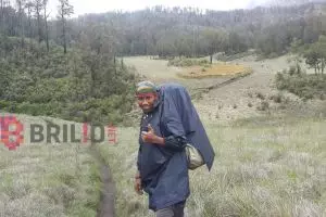 Pendaki ini hampir mati kedinginan di gunung, bagaimana dia selamat?