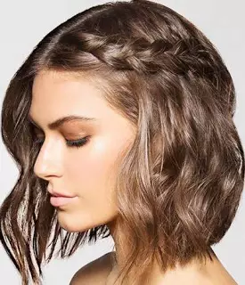 Rambut pendek juga cantik lho dikepang, 25 gaya ini bisa kamu coba!