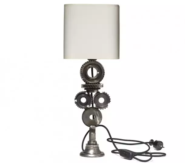 Komponen mobil ini disulap menjadi perabot rumah tangga nan cantik!