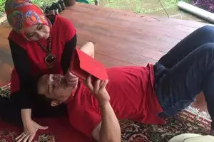 20 Potret kemesraan Ridwan Kamil dan Istri, bikin jomblo ngiri berat!