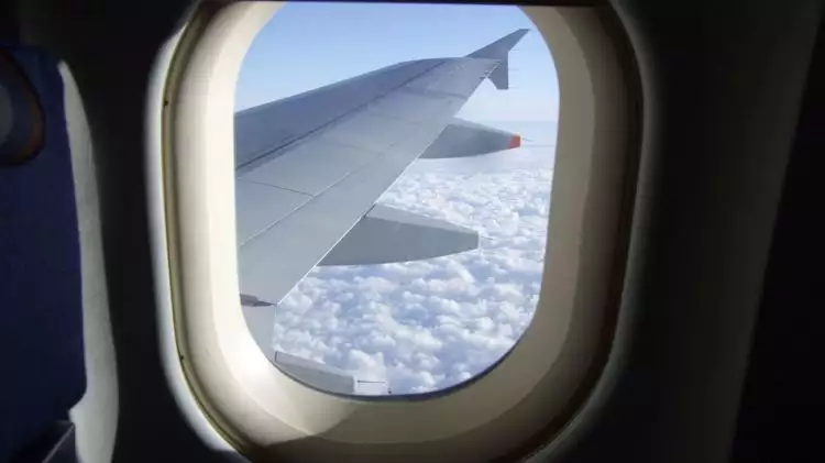 15 Potret keindahan bumi dari balik jendela pesawat bakal bikin takjub