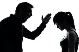 Merasa tak disayangi ayah, Fitri nekat hidup mandiri jauh dari rumah