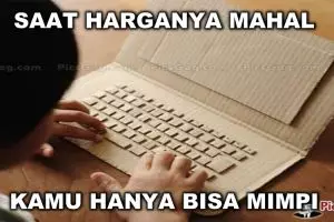 10 Meme laptop dan aksesori, kamu pasti pernah alami