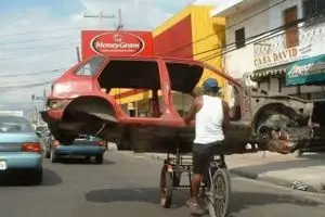 20 Foto pindahan paling fail dan gokil, bikin perut mules!