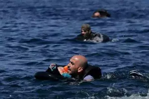 10 Bukti pengorbanan seorang ayah demi anaknya