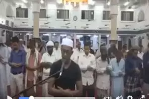 Imam salat ini bukti jangan nilai seseorang dari tampilan luarnya