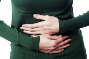 Susah BAB? Pijat area tubuh ini biar perutmu nggak begah