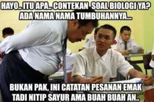 20 Meme nyontek yang bikin kamu kangen susahnya UN! 