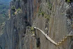 Kalau berani lewat 23 jalan ini, nyalimu patut diacungi jempol