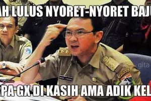 17 Meme anak SMA corat coret seragam bikin ngakak sekaligus miris!