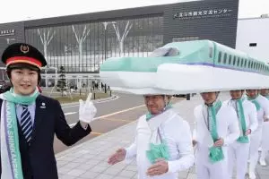 6 Fakta tentang keunikan dan kemewahan kereta api di Jepang