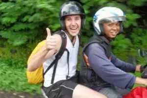 Butuh ojek online? 5 tips ini bantu kamu memilih ojek aman & nyaman