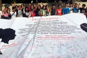 Mau tahu isi proklamasi ala pengguna medsos? Begini nih...  