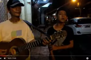 5 Pengamen ini bersuara dahsyat, tak kalah sama penyanyi aslinya ya?