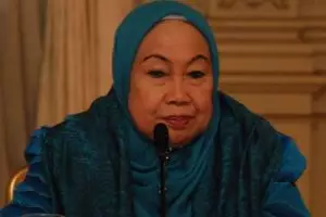 Mantan Menteri Pemberdayaan Perempuan Tutty Alawiyah meninggal dunia