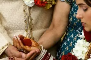 7 Alasan konyol batal menikah yang pernah terjadi, ngenes banget! 