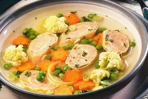 Sup sayur telur gulung ini solusi jitu atasi kebosanan menu, coba saja