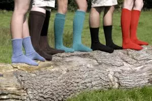 Kaus kaki ini tak bau meski digunakan selama 1 tahun, kok bisa?