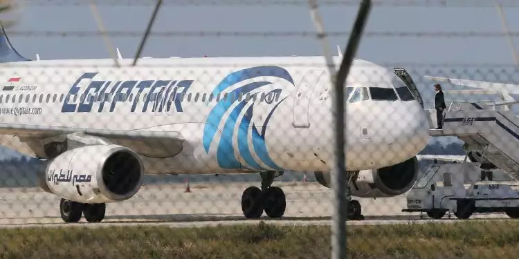 Pesawat EgyptAir dengan 69 penumpang hilang dari radar