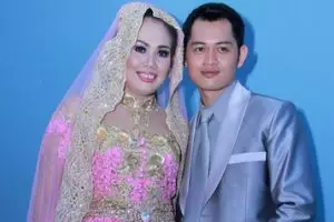 7 Artis ini ternyata menikah sampai 3 kali lho, wah wah wah...