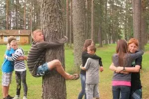 12 Gambar ini tunjukkan betapa jadi jomblo bikin hati tercincang abis!