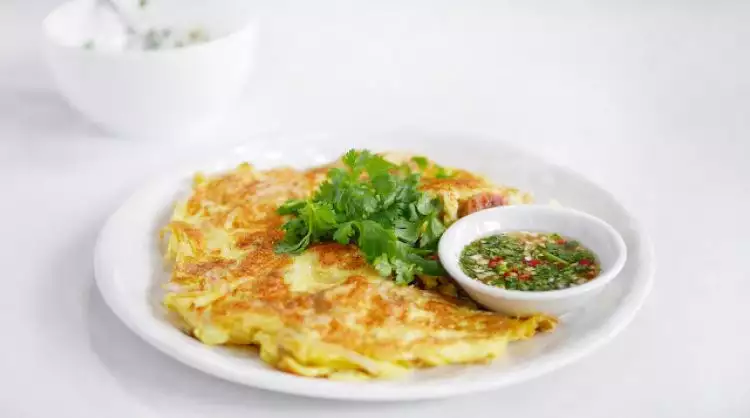 Yuk bikin camilan sehat bean sprout omelette ala kamu, gampang banget!