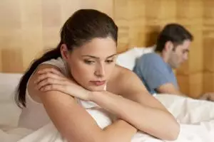 Suka banding-bandingin pacar sama cowok lain bisa rusak hubunganmu!