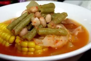 Sayur asem Jakarta memang enak dan bikin rindu, yuk intip resepnya!