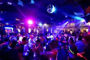 Tempat hiburan malam Jakarta bakal dikasih stiker merah & hijau, ups!