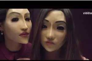 Film ini sindir penggila operasi plastik, dijamin ngeri melihatnya!