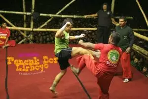 Pencak Dor, solusi tawuran buat kalangan remaja ala Kediri