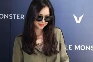 Kacamata ini khusus buat kamu yang punya hidung pesek, inovatif!