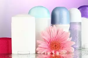 Deodoran memicu kanker payudara, mitos atau fakta sih sebenernya?