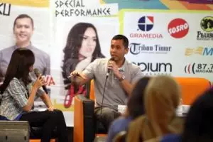 Kenalin Ferdiriva, dokter mata yang juga penulis novel komedi