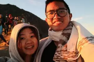 Kaesang selfie merangkul cewek di Gunung Ijen, netizen patah hati