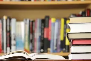 2 Tahun tak mengembalikan buku, mahasiswa ini kena denda 1,2 juta!