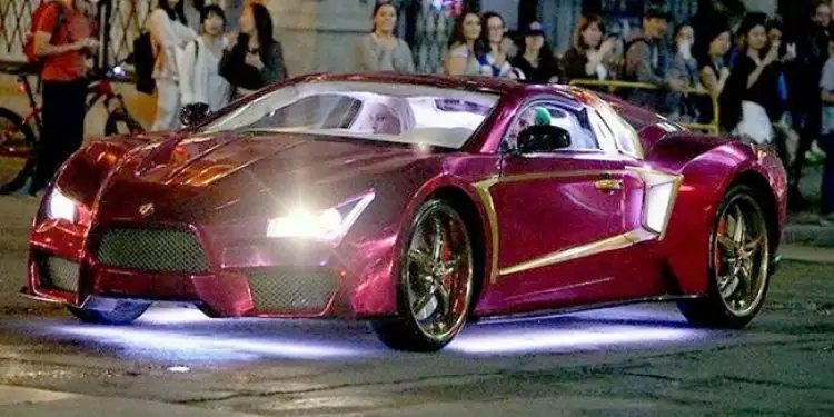 Mobil Joker di film Suicide Squad ternyata supercar ‘abal-abal’ lho...