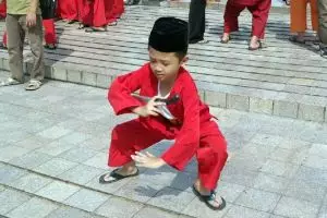 9 Foto aksi Jawara Betawi saat rayakan 'lebaran', jurus silatnya maut!