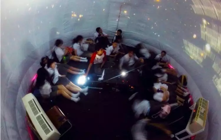 Planetarium mini kreasi ilmuwan muda Indonesia ini keren banget