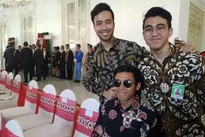 Cuma tidur dua jam, Vidi Aldiano tetap semangat upacara di istana