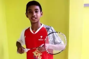 Demi jadi atlet bulutangkis, bocah ini tempuh 1 jam perjalanan latihan