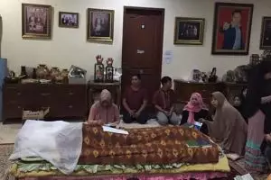 Istri Tukul Arwana berpulang, selamat jalan Mbak Susi