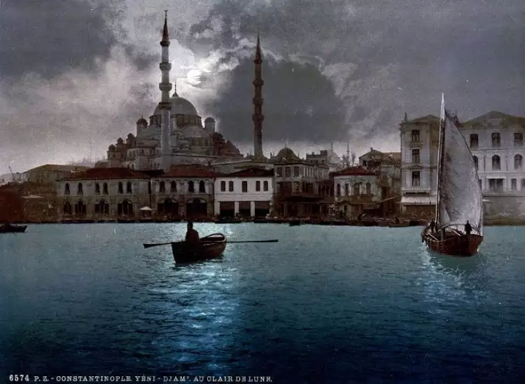 17 Kartu pos jadul ini tunjukkan Istanbul keren sejak zaman dulu